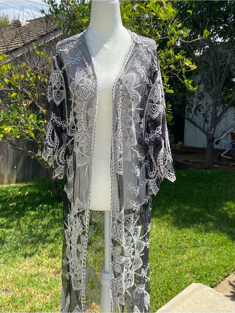 Rebellion Again Sheer Embroidered Kimono Duster Robe Swim Cover Up Size S